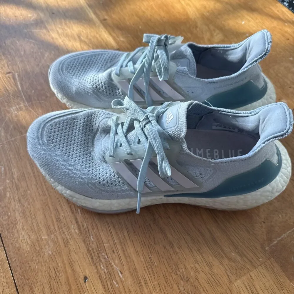 Adidas Ultraboost 5.0 DNA Women’s Size 7 Running Walking Athletic Shoe